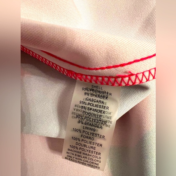 Vince Camuto Gorgeous Red Florals dress ❤️ - Picture 7 of 7